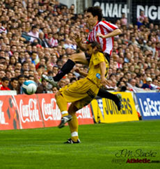 Iraola durante un lance del Athletic-Nástic