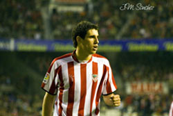 Javi Martínez durante el choque ante el Getafe