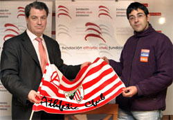 El escalador bilbaino Joseba Sanz