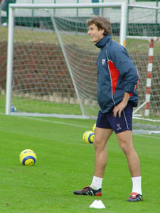 Llorente sonriente en uno de sus primeros entrenamientos con el primer equipo