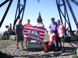 Ofrenda floral a la Virgen de Begoña en la Cruz del Gorbea