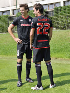 Camiseta negra 2009