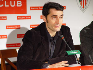 Valverde durante la rueda de prensa ofrecida en Ibaigane