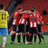 El Bilbao Athletic celebra el gol de Lekue al Lugo