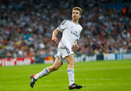 Asier Illarramendi durante un lance con el R.Madrid