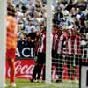 El Athletic celebra el gol de Raúl García ante el Málaga