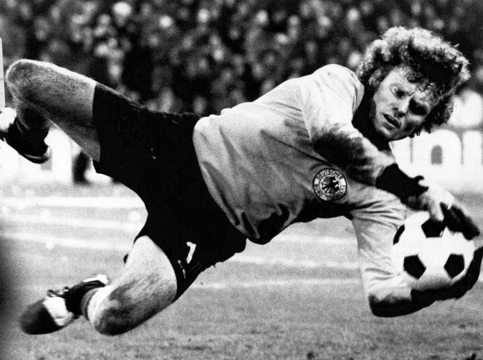 Sepp Maier, gana el Premio III One Club Man