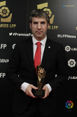 Urrutia recoge el Premio de la LFP al Juego Limpio