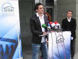 Ustaritz correteando en Lezama
