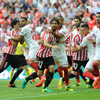 Yeray sube a rematar un córner ante el Sevilla