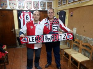 Con el presidente de la Peña Lehoi Beltz de Barcelona.