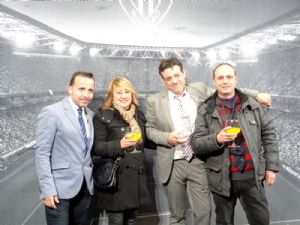 Con nuestros amigos de la Peña Cruz Cubierta de Valencia.