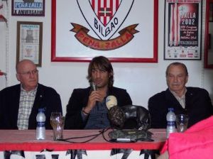 Urzaiz expuso sus experiencias y valoraciones a lo largo del coloquio 