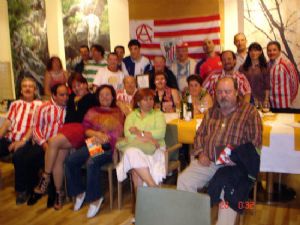 Contentos después de la cena